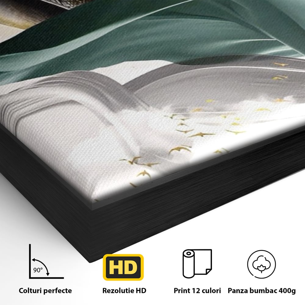 Detaliu al suprafetei: tablou vertical cu pene si frunza, in rama de aluminiu negru
